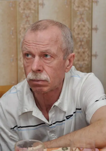 Я Viktor, 63, знакомлюсь без обязательств в Новосибирске