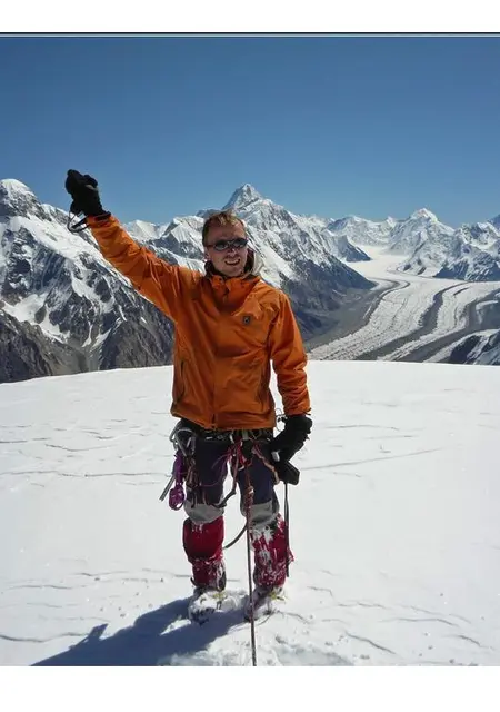 Germann з Хмельницького, мені 50 років, познайомлюсь без зобов'язань