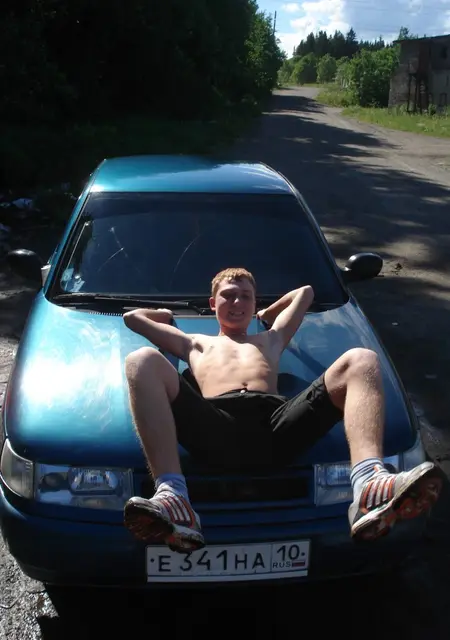 Я Анатолий, 37, из Петрозаводска, ищу знакомство для постоянных отношений