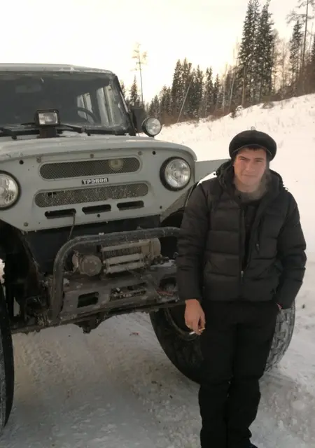 Максим из Владивостока, мне 40, познакомлюсь на одну ночь