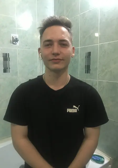 Арни из Копейска, мне 28, познакомлюсь на одну ночь