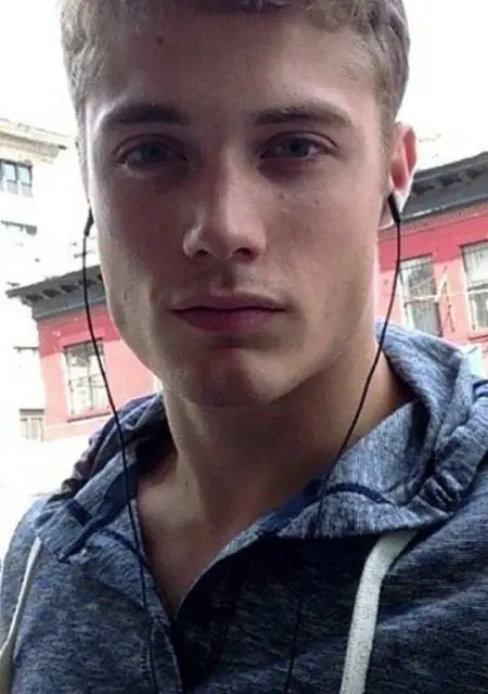 Я Сема, 18, знакомлюсь без обязательств в Кемерово