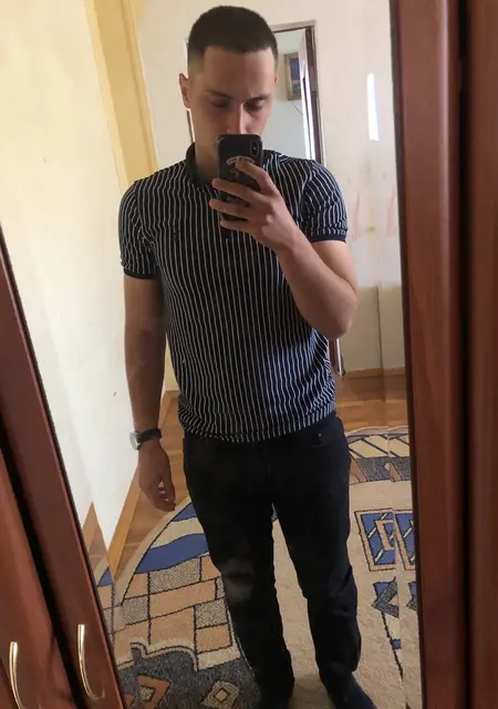 Valek из Анапы, мне 21, познакомлюсь на одну ночь