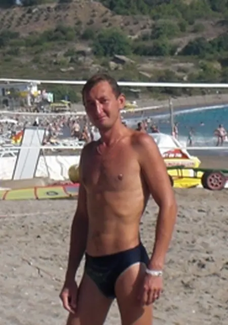 Я Marik, 47, знакомлюсь на одну ночь в Коврове