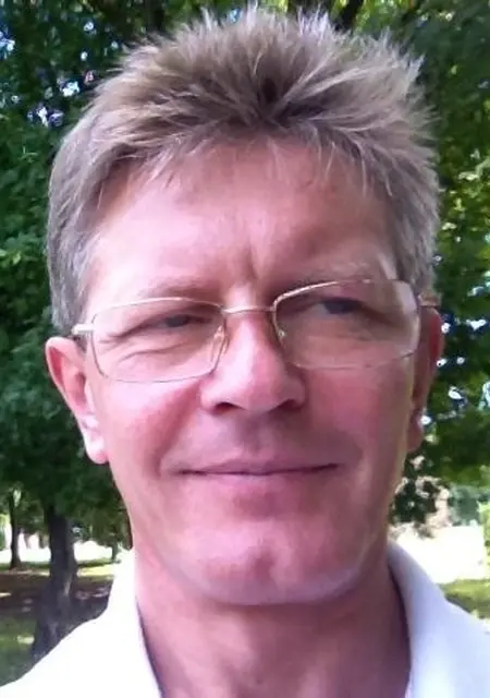 Виктор из Екатеринбурга, ищу на сайте знакомства на одну ночь