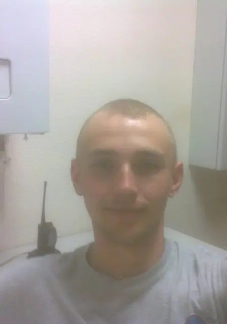 Сергей из Семикаракорска, ищу на сайте знакомства на одну ночь