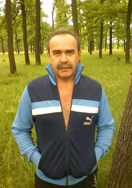 Старый из Нижнего Новгорода, мне 62, познакомлюсь на одну ночь