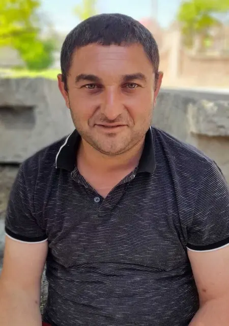 Я Артур, 39, из Симферополя, ищу знакомства на одну ночь