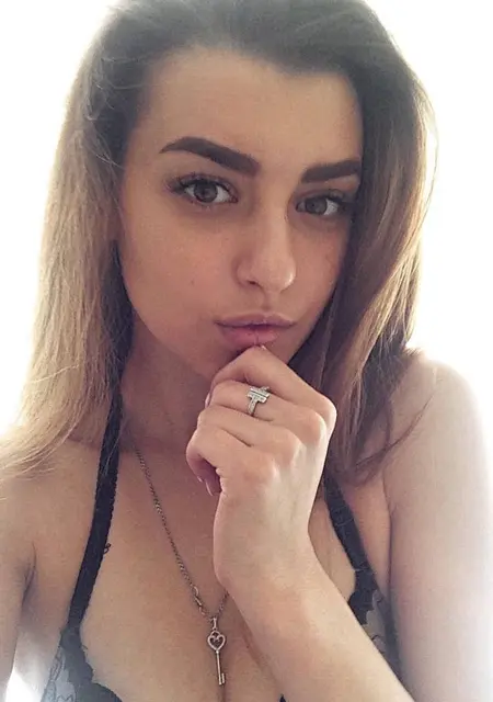 Я Вита, 26, знакомлюсь на одну ночь в Махачкале