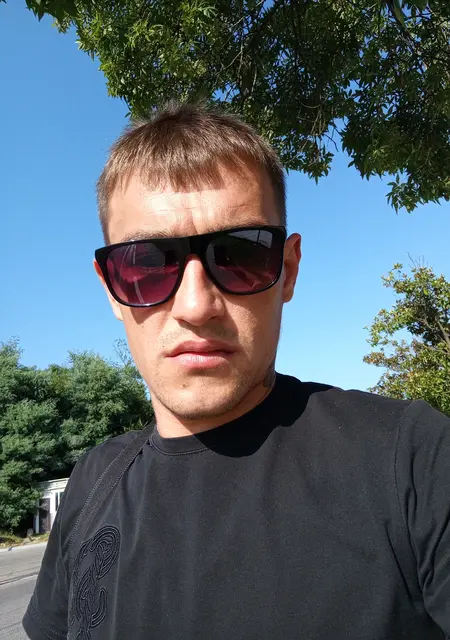 Я Дмитрий, 31, знакомлюсь без обязательств в Краснодаре