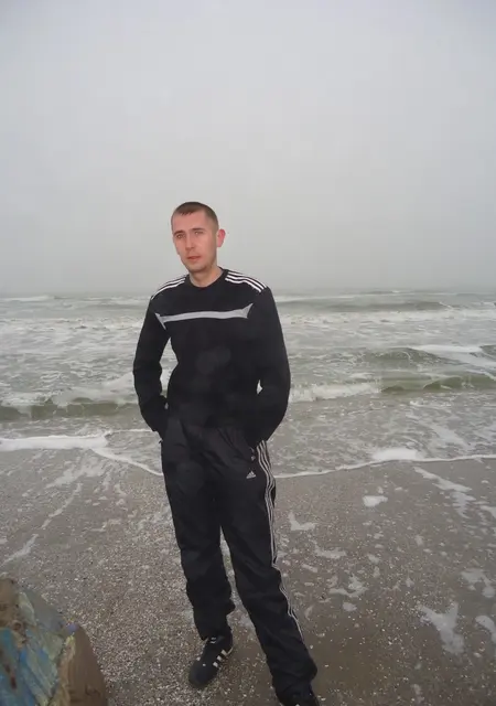 Aleksandr из Одессы, мне 42, познакомлюсь на одну ночь