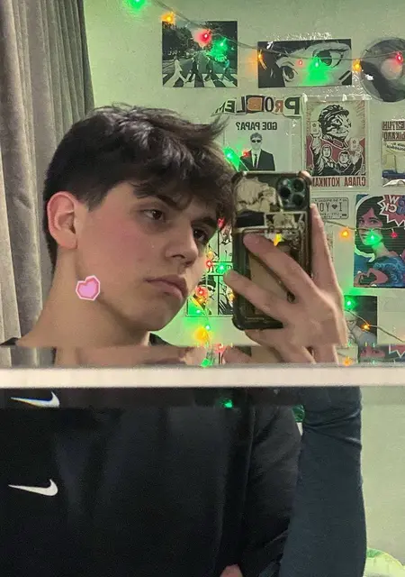 Я Rost, 20, из Белгорода, ищу знакомство для постоянных отношений