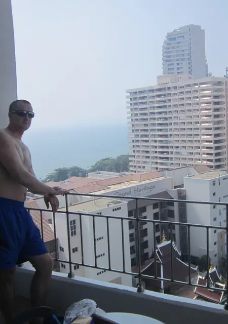 Я Sasha, 45, из Усолья-Сибирского, ищу знакомство для постоянных отношений