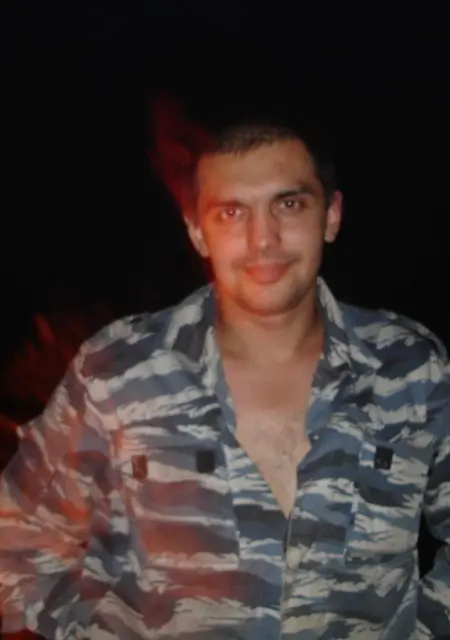 Я Slava, 44, из Великого Новгорода, ищу знакомства без обязательств