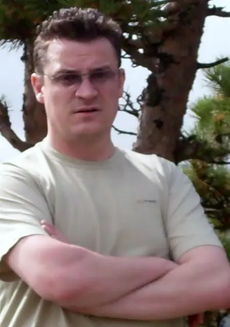 Максим из Майкопа, ищу на сайте знакомства без обязательств