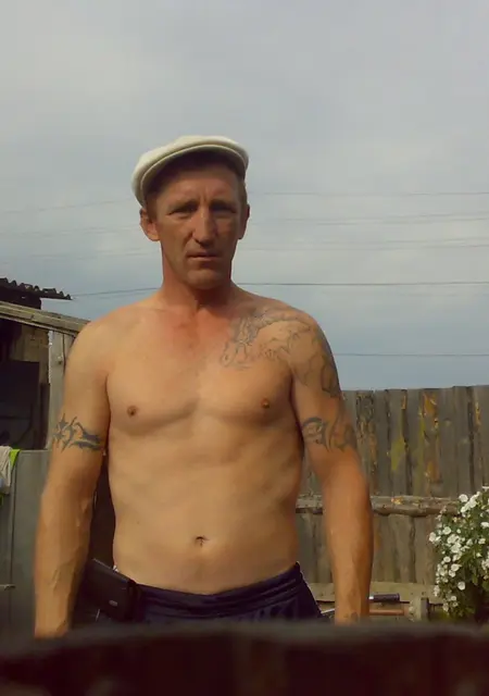 Александр из Екатеринбурга, ищу на сайте знакомства на одну ночь