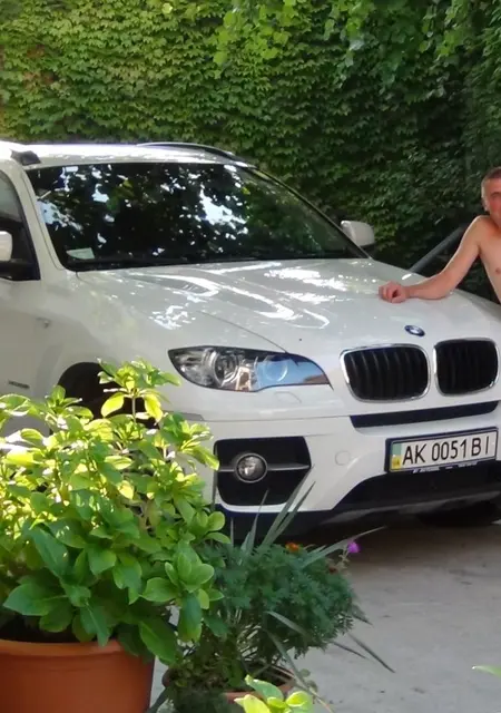 Сергей из Арсеньева, мне 41, познакомлюсь на одну ночь