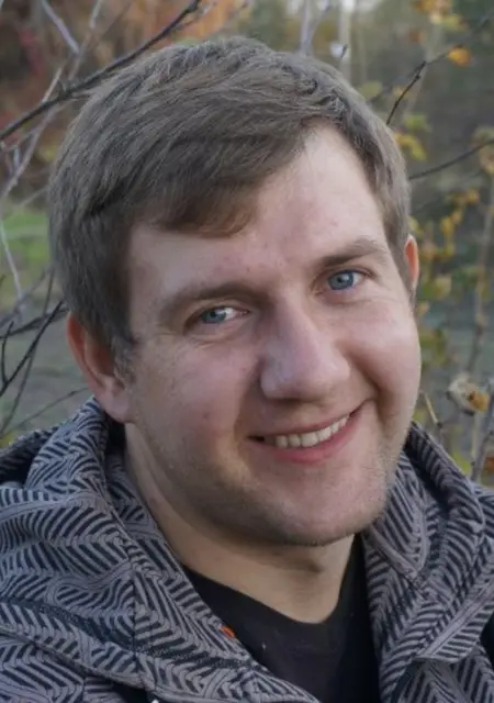 Я Алексей, 28, из Новочеркасска, ищу знакомство для приятного времяпровождения