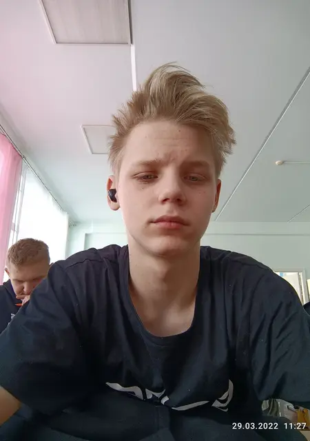 Я Даниил, 19, знакомлюсь на одну ночь в Кировграде