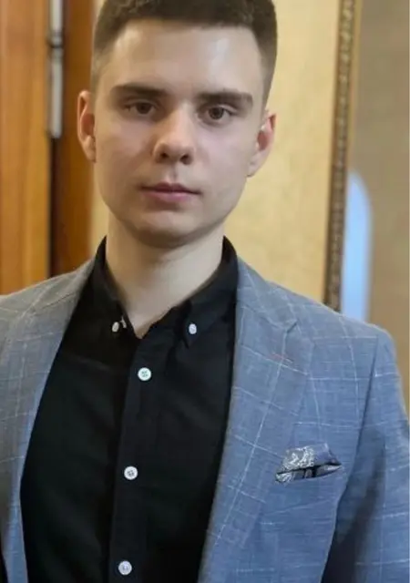 Кирилл из Тобольска, ищу на сайте знакомства на одну ночь