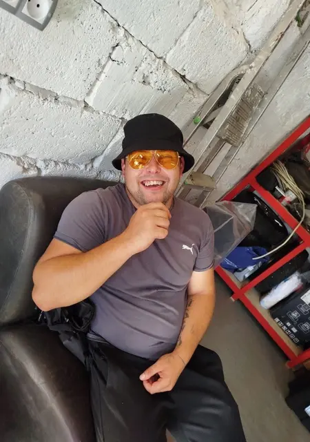 Васяня из Коломны, мне 31, познакомлюсь на одну ночь