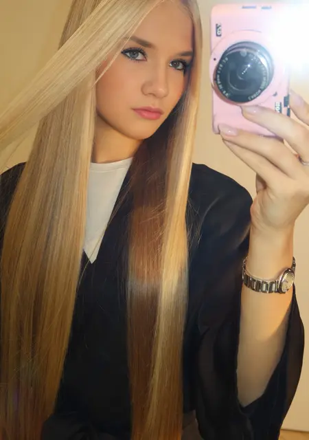 Я Ника, 23, из Москвы, ищу знакомство для вирта