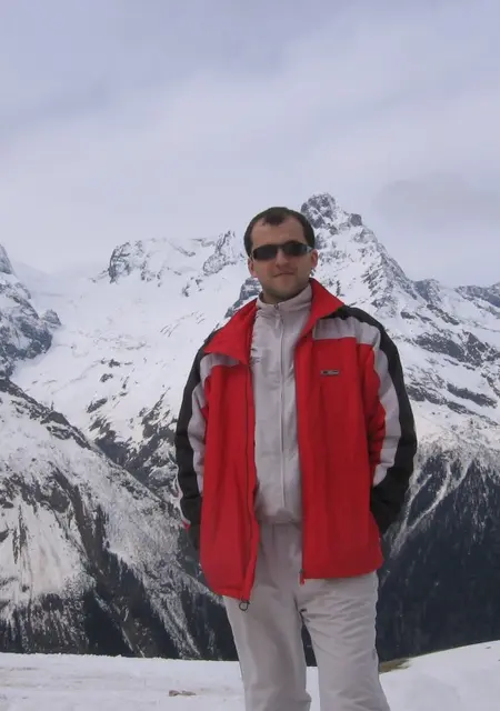 Я Дмитрий, 42, из Кропоткина, ищу знакомства на одну ночь