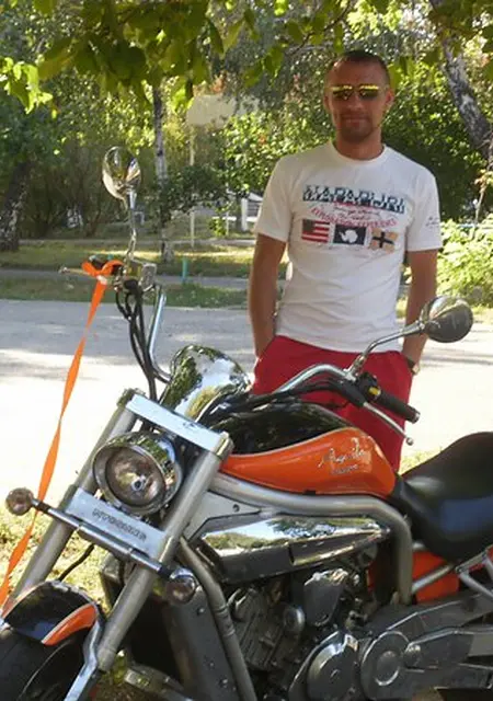 Я Artem, 46, знакомлюсь без обязательств в Коврове