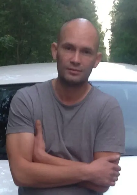 Игорь из Новосибирска, мне 47, познакомлюсь на одну ночь