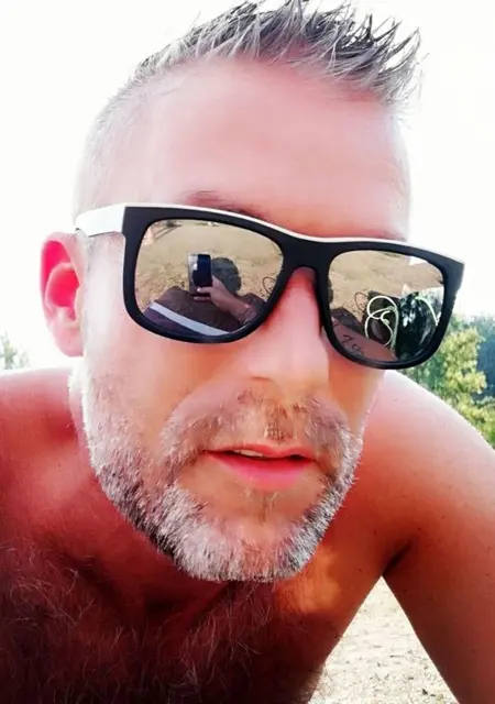 Marcus из Праги, мне 45, познакомлюсь