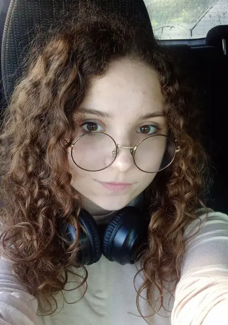 Я Виолетта, 19, знакомлюсь для приятного времяпровождения в Владивостоке