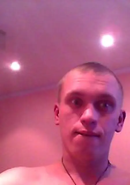 Паша из Чусового, ищу на сайте знакомства на одну ночь