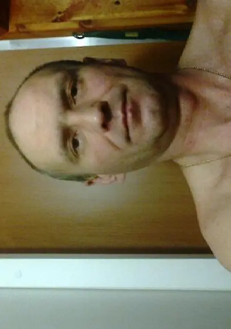 Я Олег, 49, из Ханты-Мансийска, ищу знакомства на одну ночь