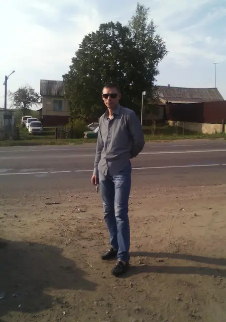 Евгений из Щекино, ищу на сайте постоянные отношения