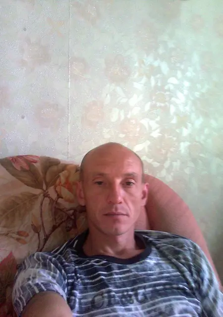 Denis из Артема, мне 47, познакомлюсь на одну ночь