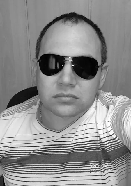 Vitass из Славянска-на-Кубани, мне 48, познакомлюсь на одну ночь