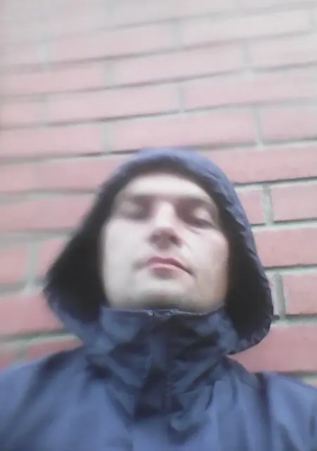 Serg из Озерска, ищу на сайте знакомства без обязательств