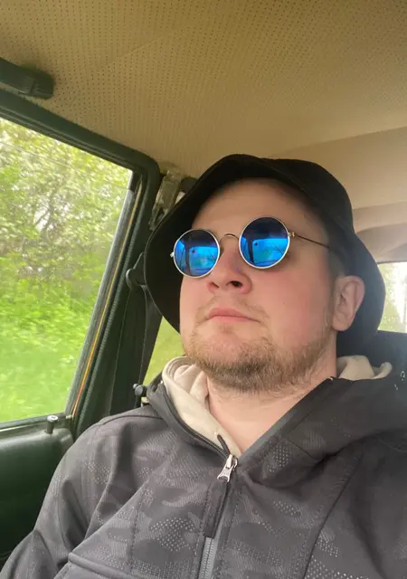 Анатолий из Тамбова, ищу на сайте открытые отношения