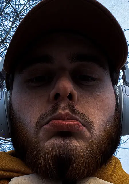 Я Семен, 28, из Ярославля, ищу знакомство для приятного времяпровождения