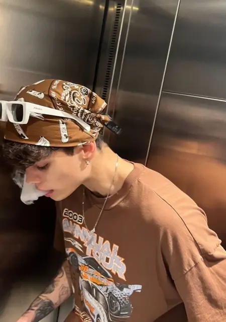 Я Dimer, 20, знакомлюсь для открытые отношения в Липецке