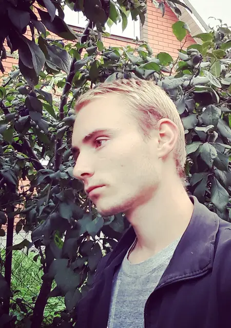 Я Влад, 25, из Можайска, ищу знакомство для приятного времяпровождения