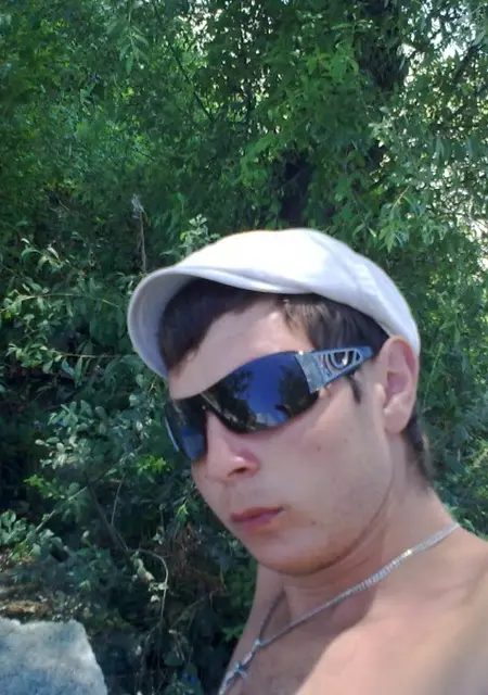 Евгений из Пятигорска, мне 36, познакомлюсь на одну ночь