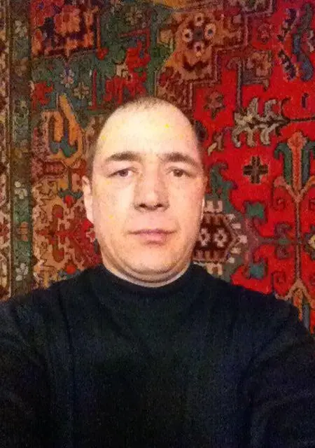 Рустам из Чебаркуля, мне 53, познакомлюсь без обязательств