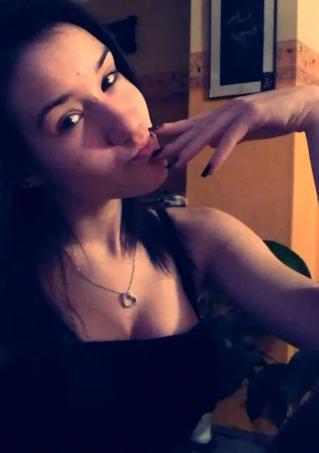 Я Жанна, 22, из Ногуши, ищу знакомство для постоянных отношений