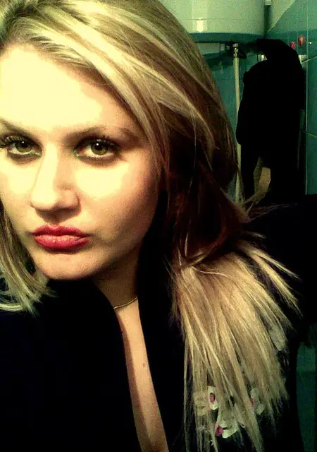 Я Эвелина, 20, из Майя, ищу знакомство для общения