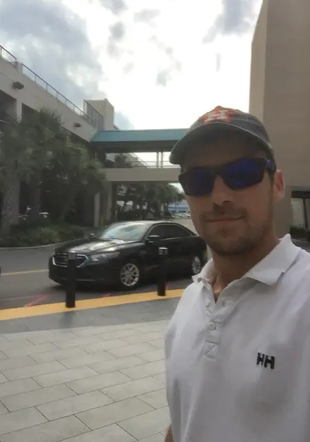 Максим из Новороссийска, ищу на сайте знакомства на одну ночь