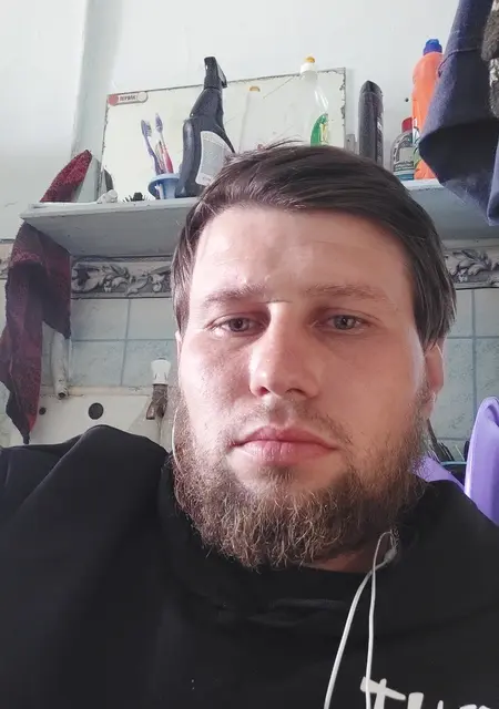 Я Эдуард, 29, из Маслянина, ищу знакомства без обязательств