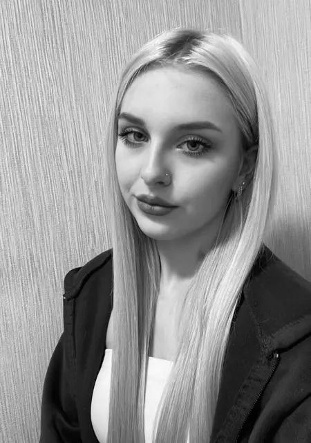Я Ксения, 21, из Новосибирска, ищу знакомство для совместных путешествий