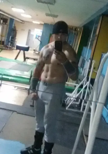 Я Вадим, 34, из Черногорска, ищу знакомства без обязательств