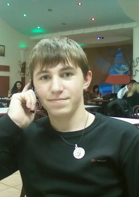 Сослан из Ногинска, мне 32, познакомлюсь без обязательств